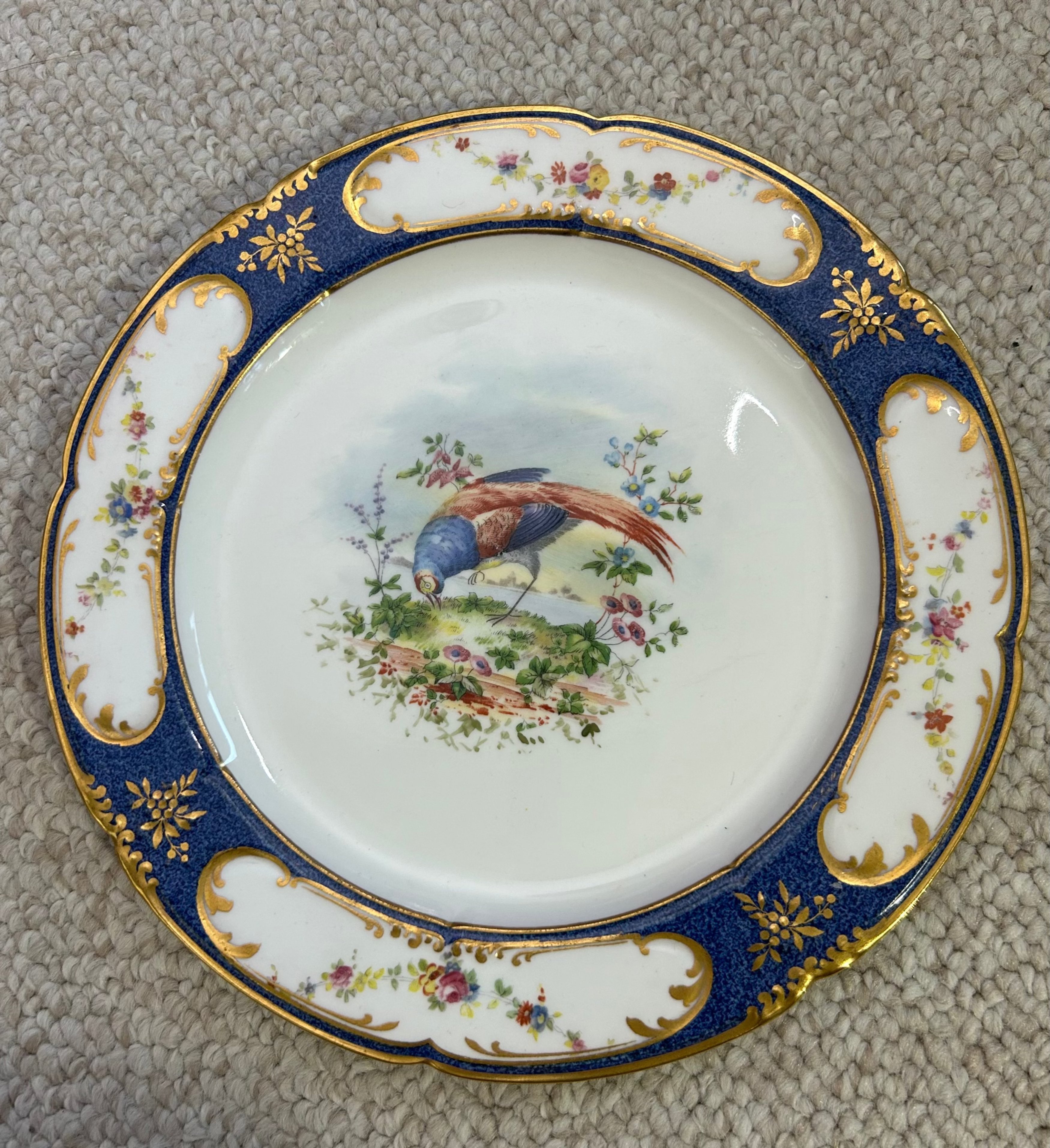 Fabulous set of 12 Royal Doulton Plates 10”